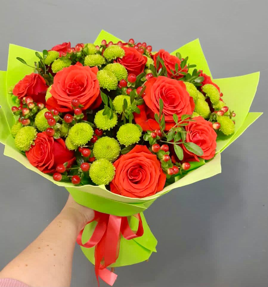 Букет цветов из: Хризантемы и Розы в Поливаново