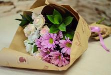 Букет цветов из:  Розы и Хризантемы #REPLACE_PRED# Поливаново