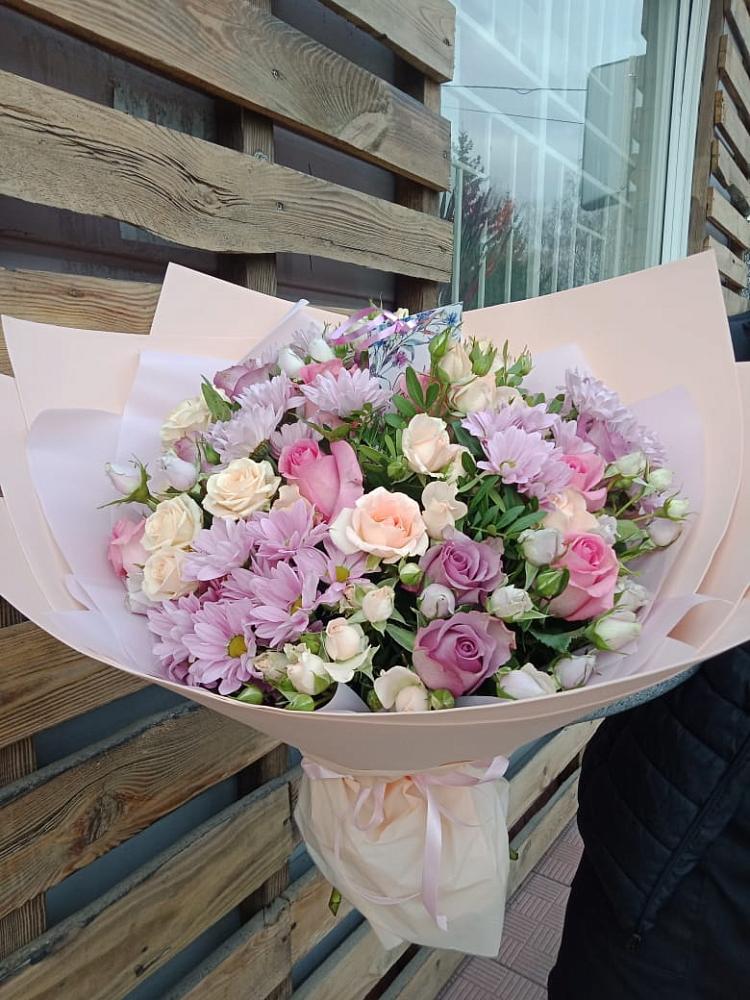 Букет цветов из: Розы и Хризантемы в Поливаново