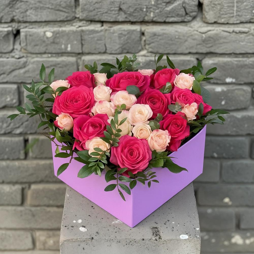 Цветочная композиция из Розы в коробке в Поливаново