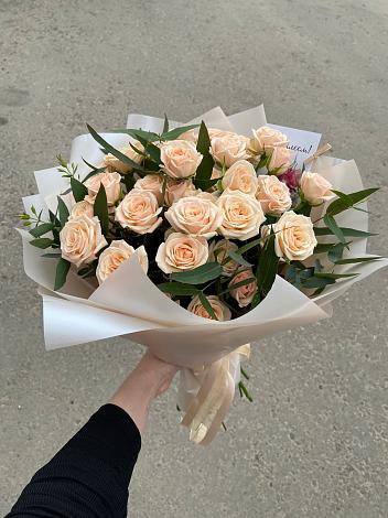 Букет Кремовые розы Латте в Поливаново