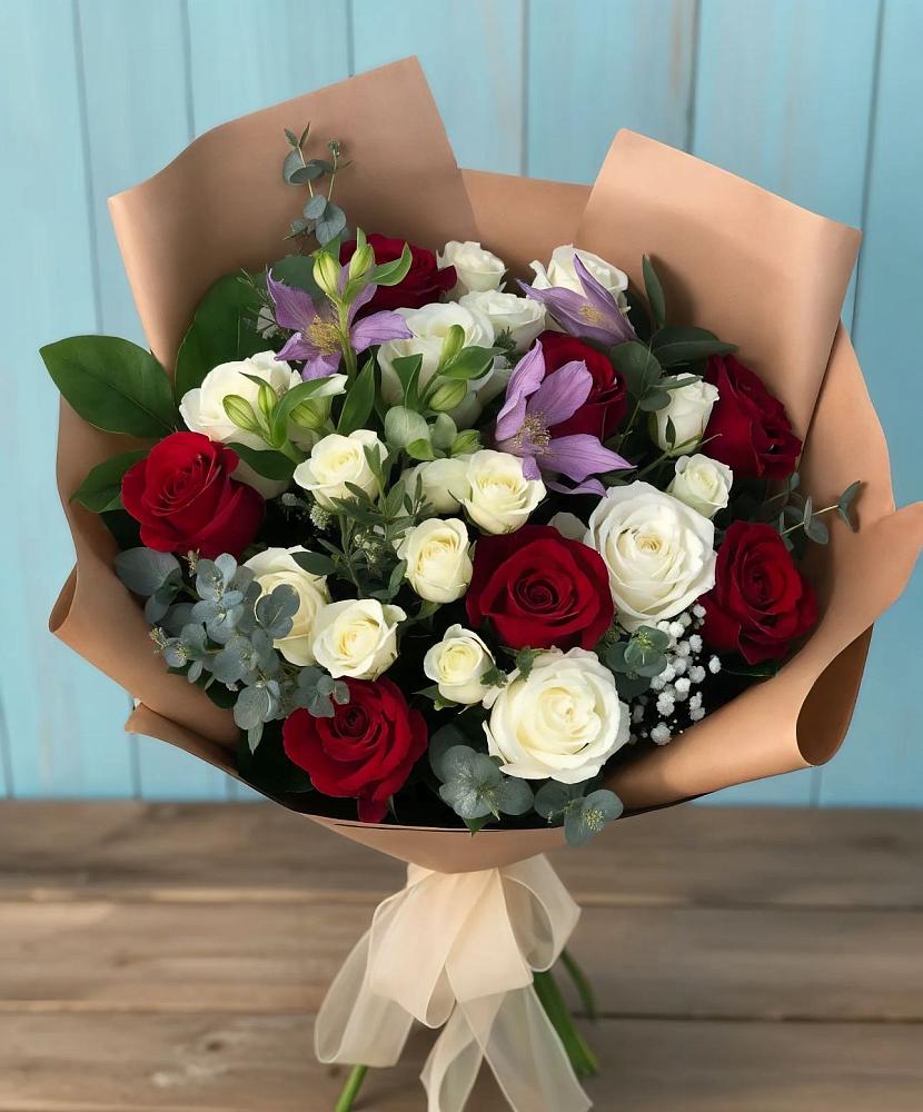 Букет цветов из: Розы и Альстромерии в Поливаново