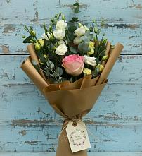 Букет цветов из:  Розы и Лизиантусы в Поливаново
