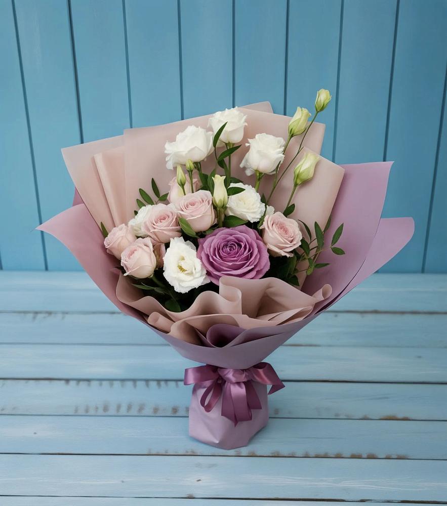 Букет цветов из: Розы и Лизиантусы в Поливаново